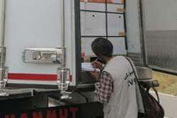 نظارت بی وقفه کارشناسان دامپزشکی مشهد بر صادرات تخم مرغ خوراکی 